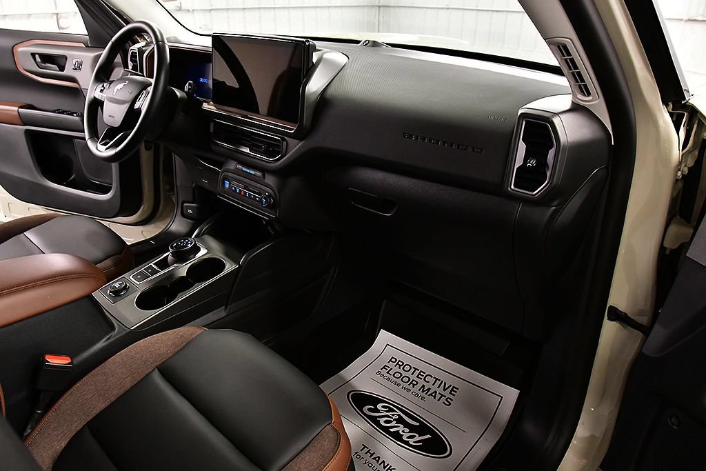 Used 2025 Ford Bronco Sport Outer Banks w/ Outer Banks Tech Package+ AWD/4WD image 27