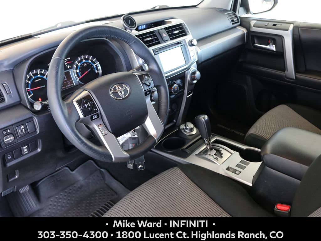 Used 2019 Toyota 4Runner SR5 AWD/4WD image 7