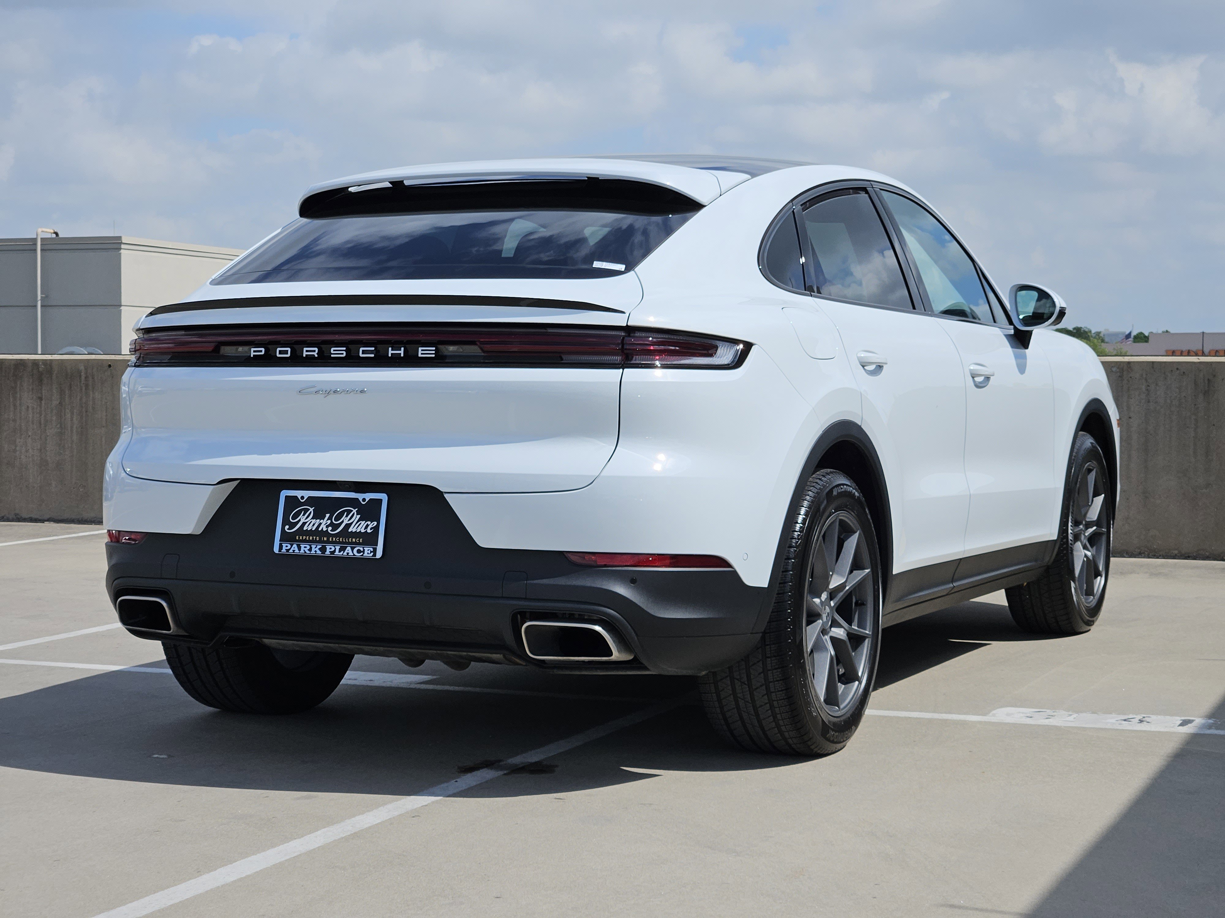 Certified 2026 Porsche Cayenne Coupe image 8
