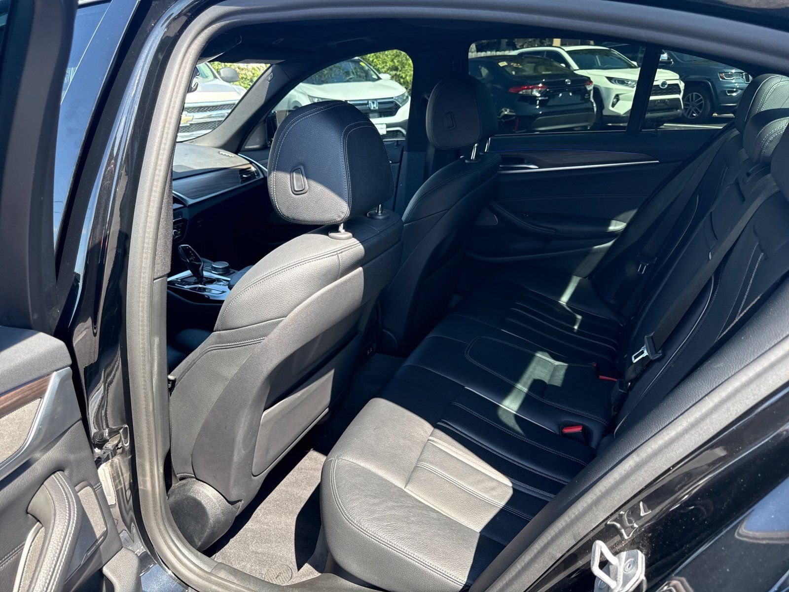 Used 2021 BMW 540i xDrive w/ Premium Package AWD/4WD image 12