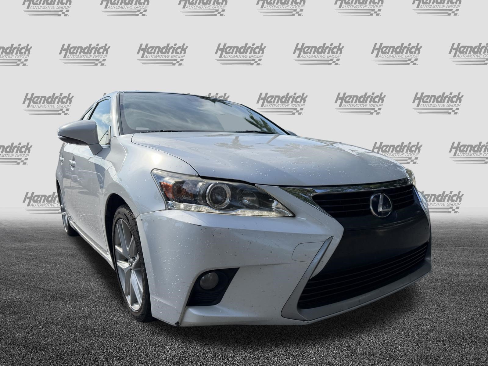Used 2014 Lexus CT 200h FWD image 2
