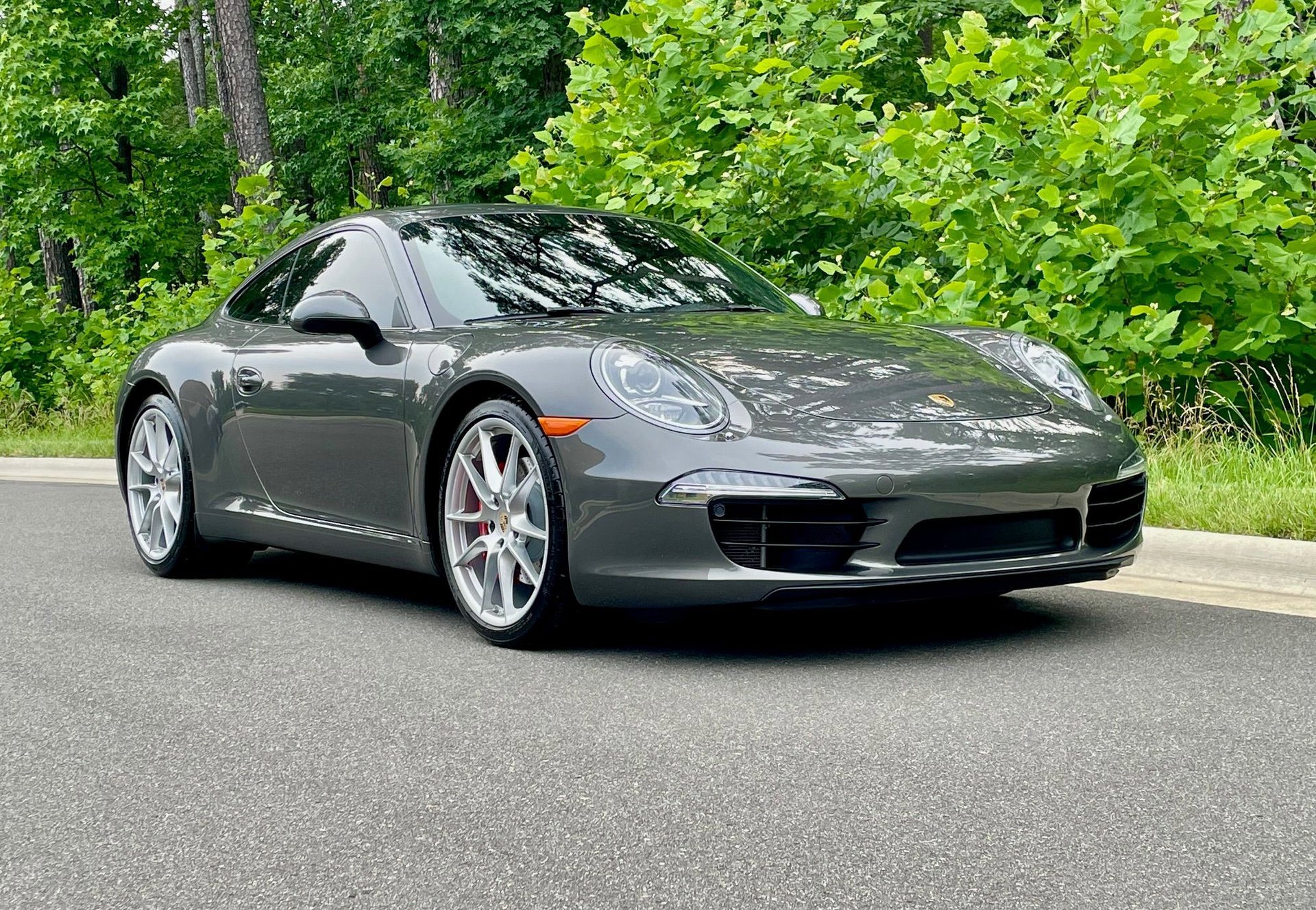 Used 2012 Porsche 911 Carrera S image 2