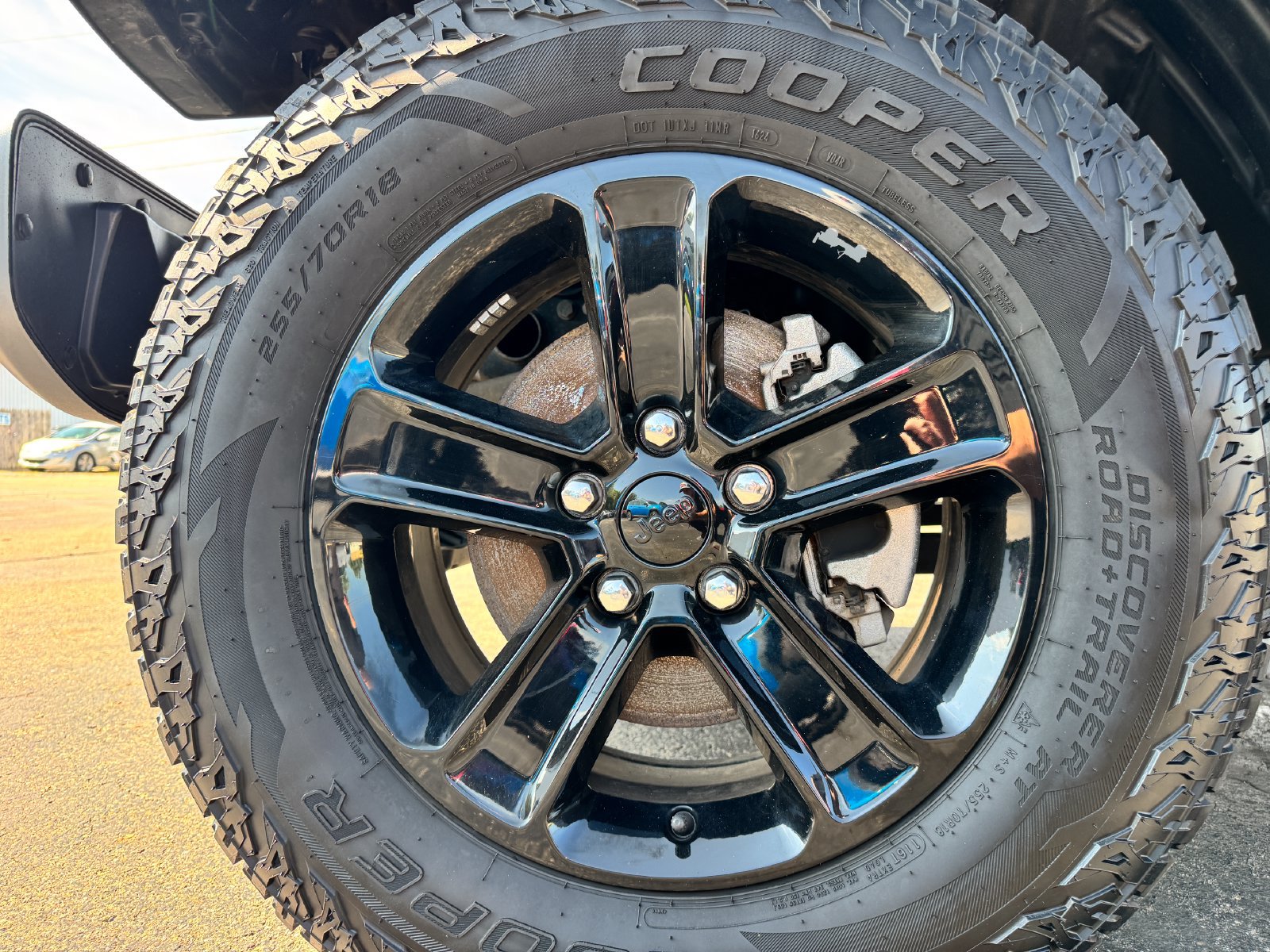 Used 2021 Jeep Wrangler Unlimited Sahara AWD/4WD image 27