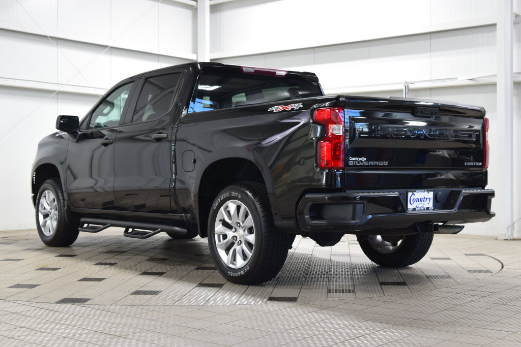 Used 2022 Chevrolet Silverado 1500 Custom AWD/4WD image 6