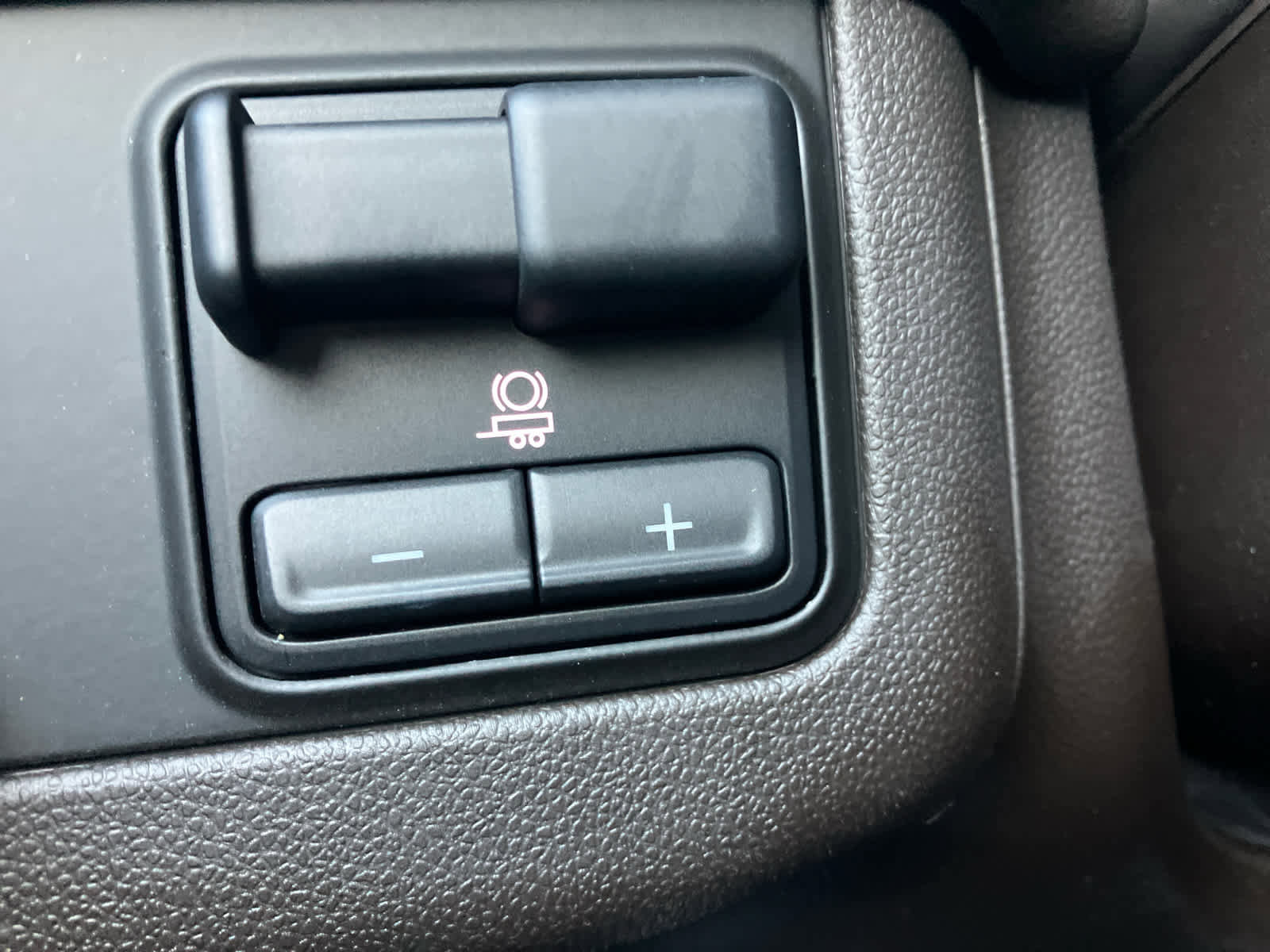 Certified 2024 Chevrolet Tahoe Z71 w/ Luxury Package image 16