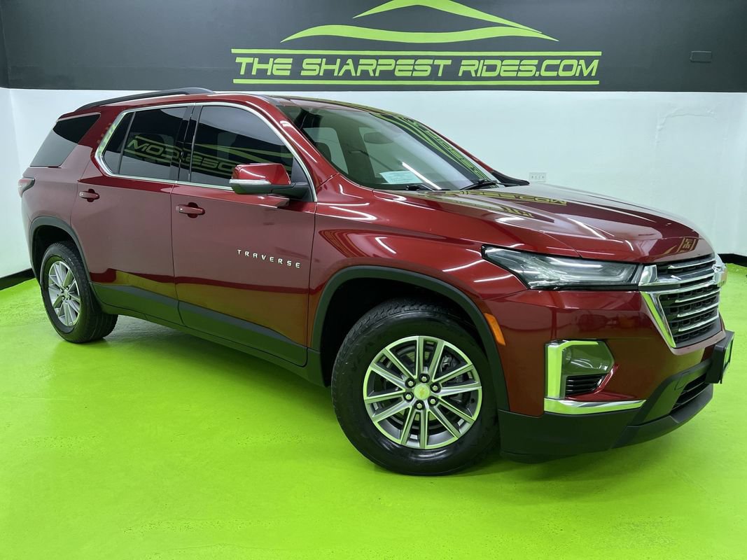 Used 2023 Chevrolet Traverse LT