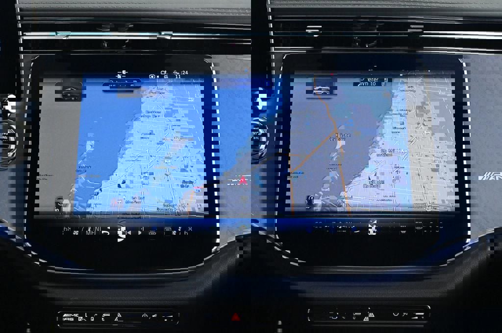 Used 2025 Mercedes-Benz E 53 AMG e 4MATIC Sedan image 13