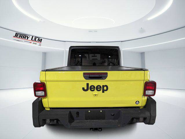 Certified 2023 Jeep Gladiator Sport AWD/4WD image 4