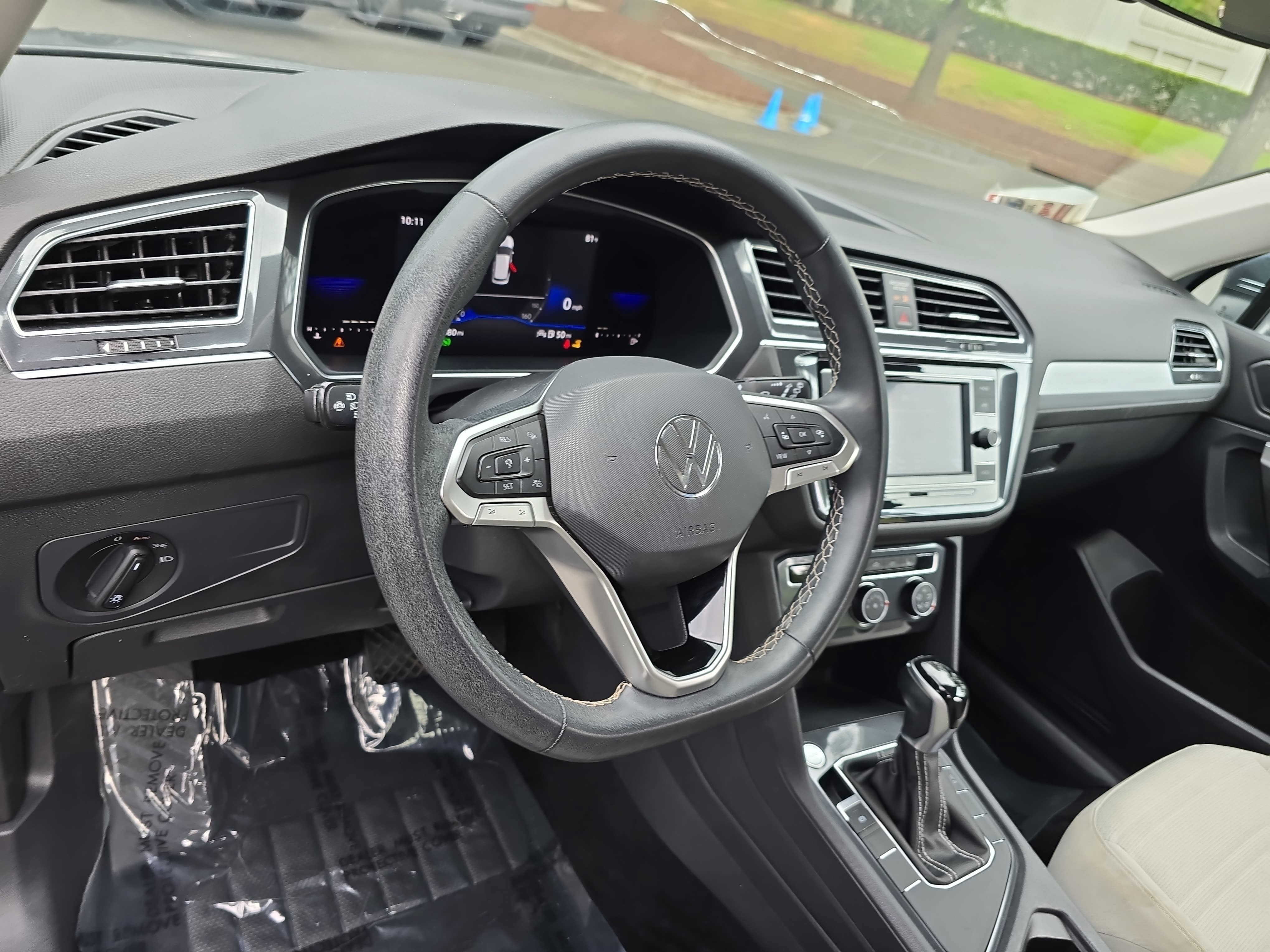 Used 2022 Volkswagen Tiguan S FWD image 16