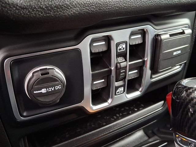 Used 2025 Jeep Wrangler Unlimited Sport AWD/4WD image 27