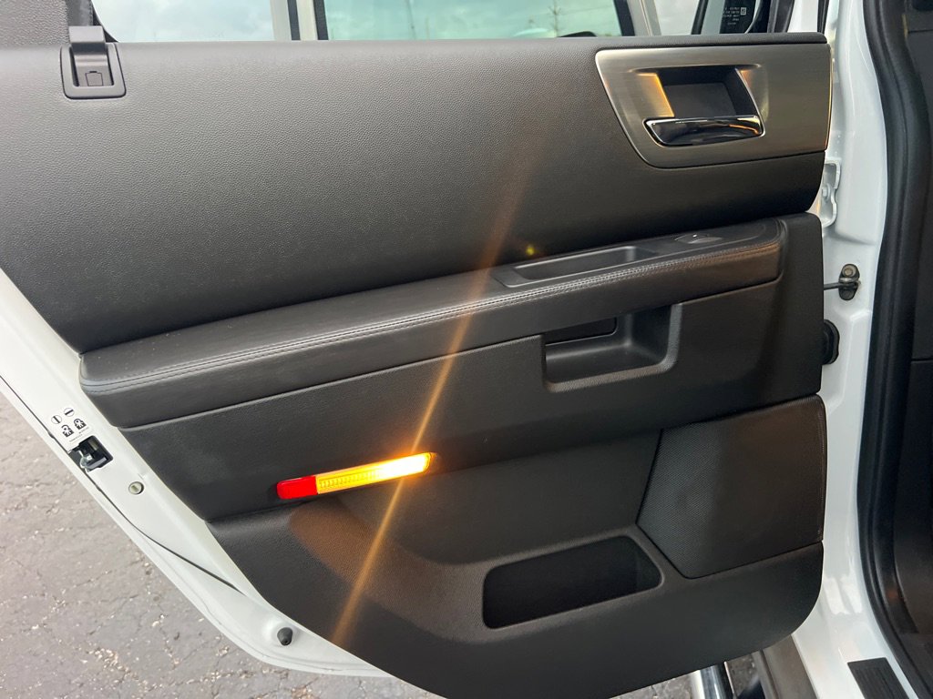 Used 2009 HUMMER H2 image 13