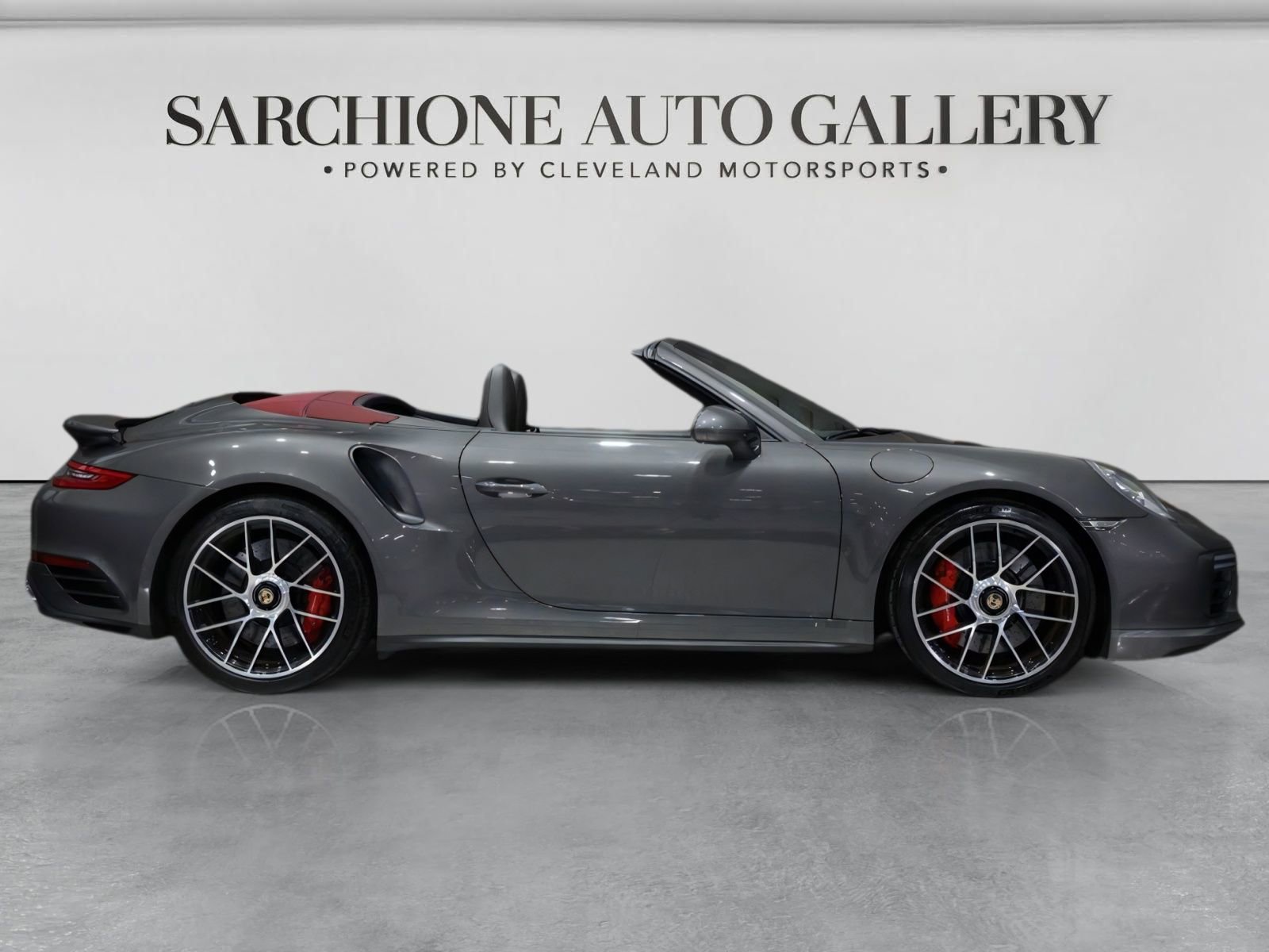 Used 2019 Porsche 911 Turbo image 19