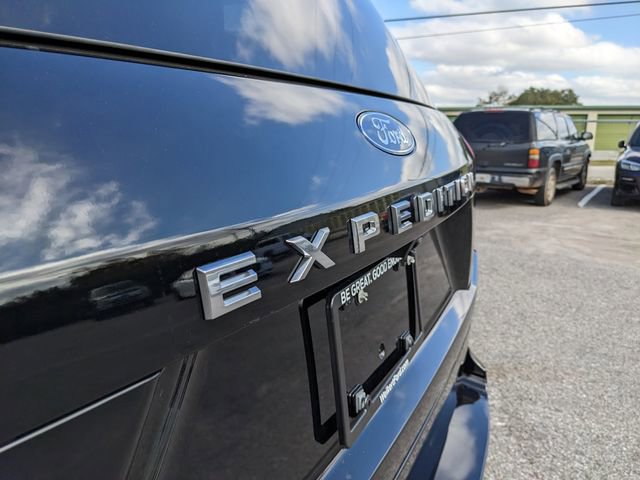 New 2025 Ford Expedition Active image 15