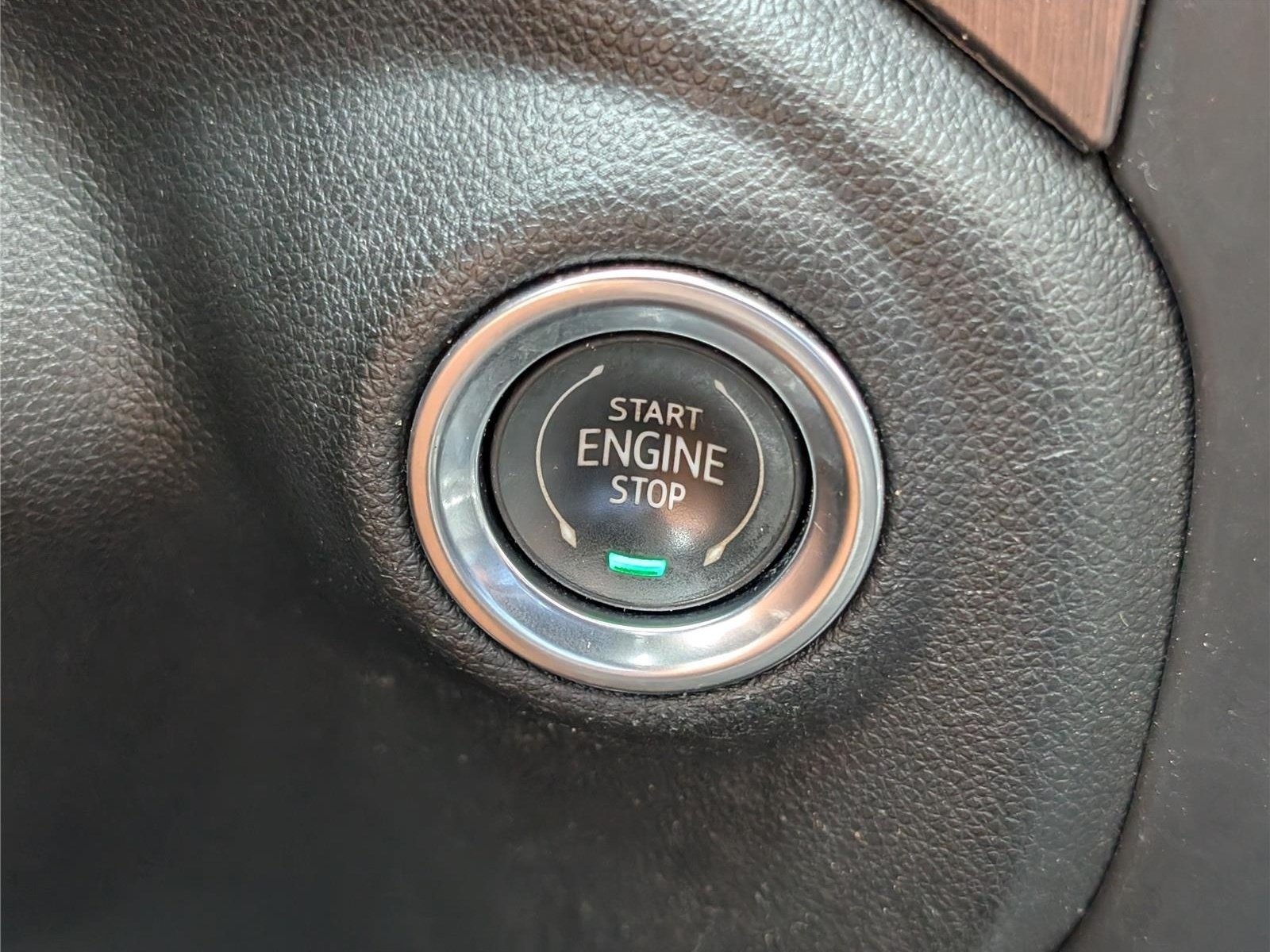 Used 2020 GMC Sierra 1500 AT4 w/ AT4 Premium Package AWD/4WD image 27