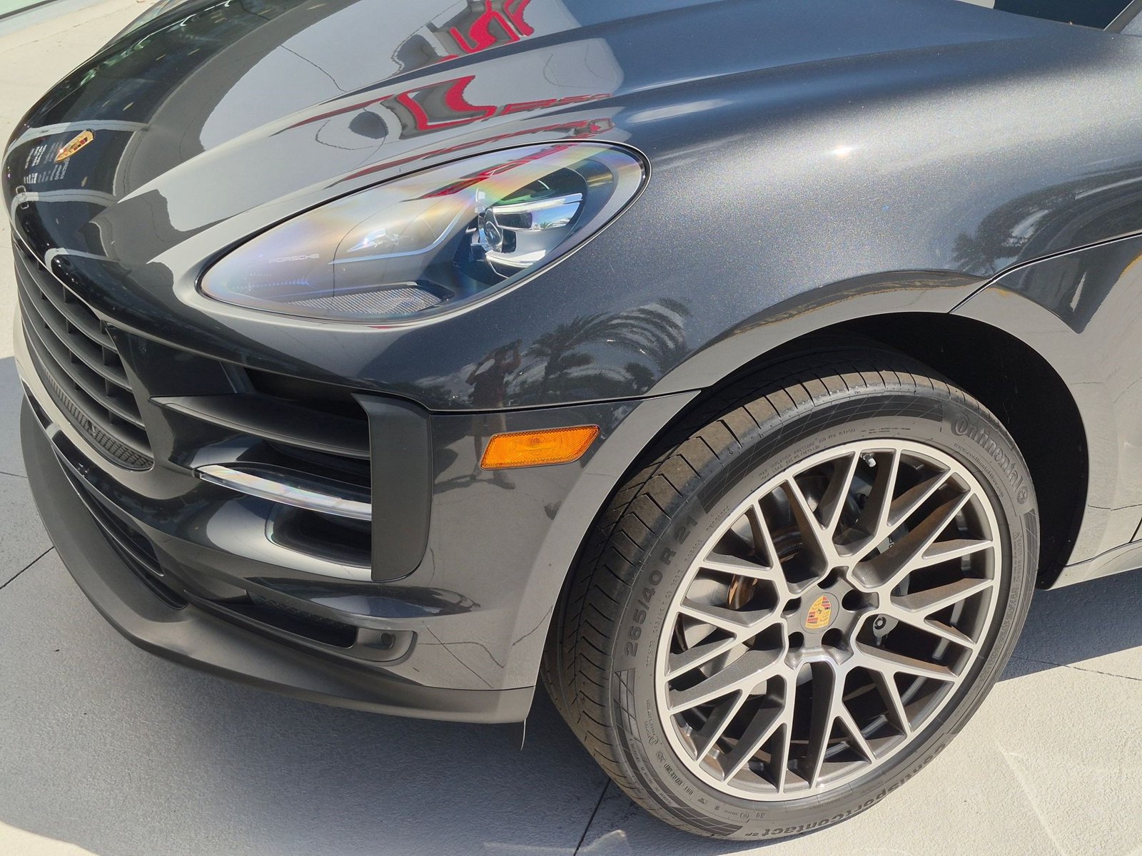 Certified 2020 Porsche Macan S AWD/4WD image 12