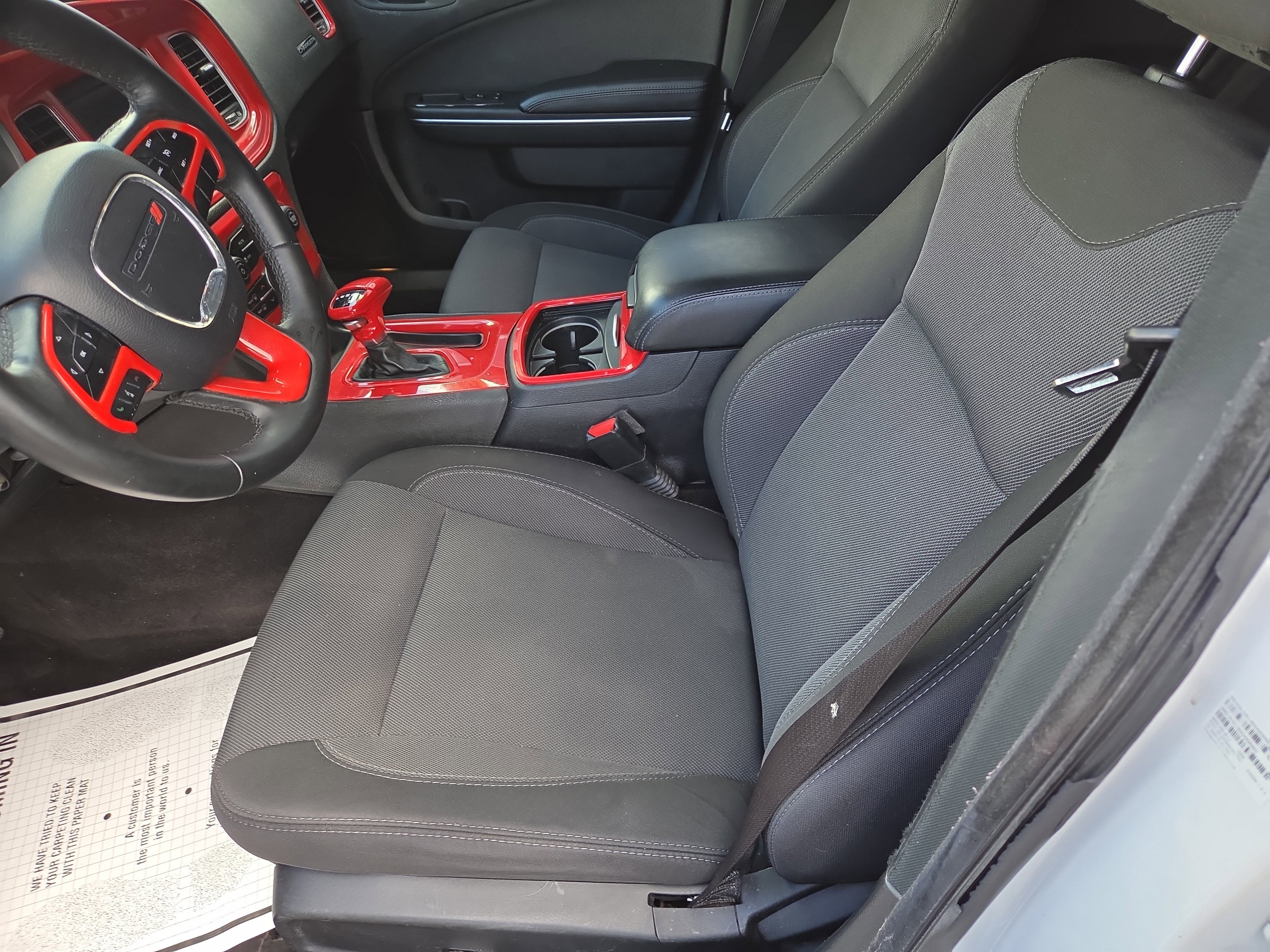 Used 2018 Dodge Charger SXT image 5
