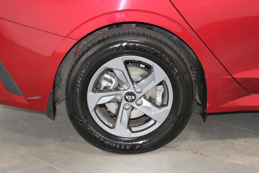 Used 2021 Kia K5 LX FWD image 14
