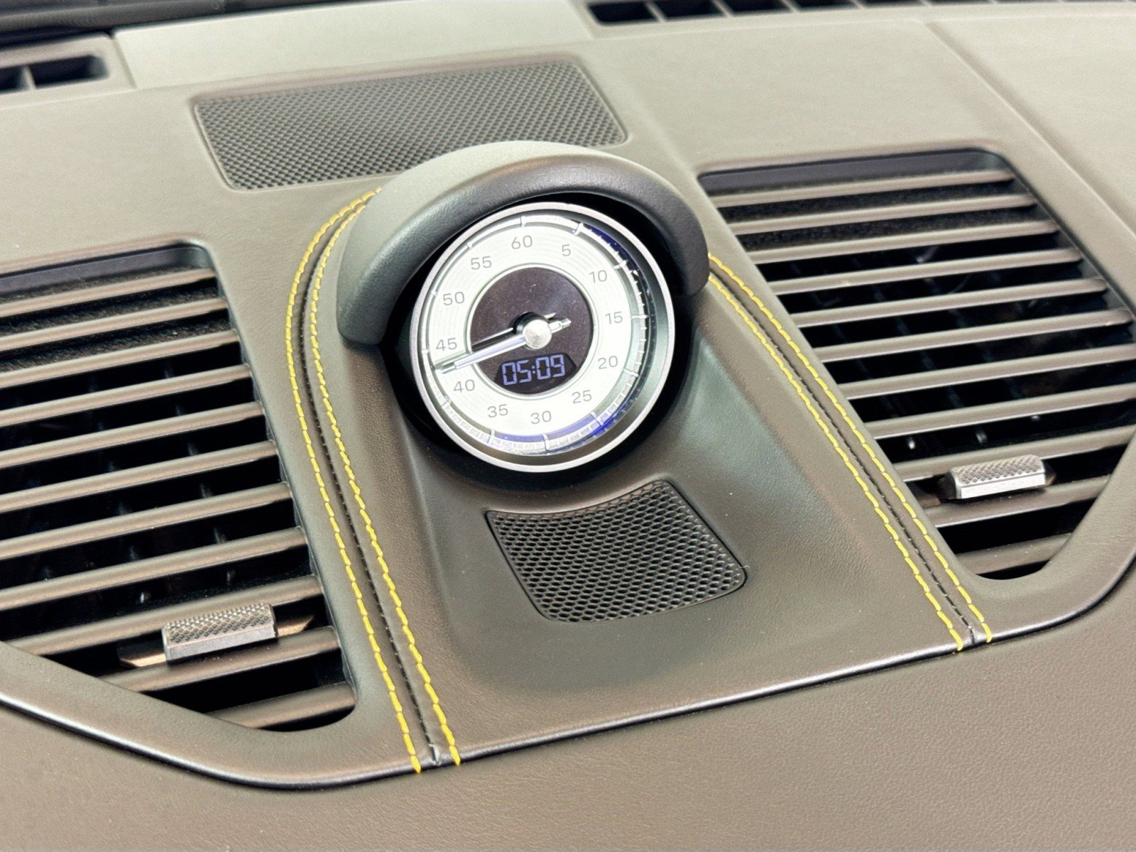 Certified 2023 Porsche 911 Turbo S image 27