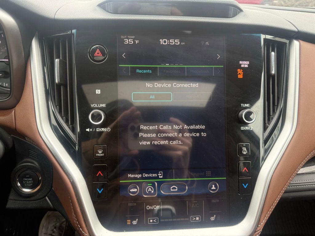 Used 2022 Subaru Outback Touring AWD/4WD image 5