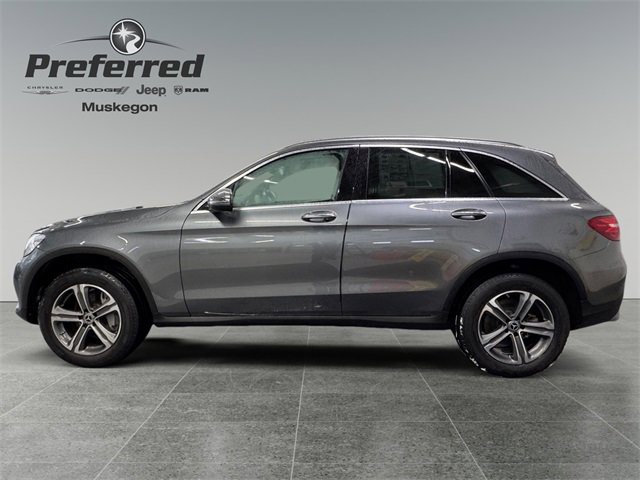 Used 2017 Mercedes-Benz GLC 300 4MATIC image 9