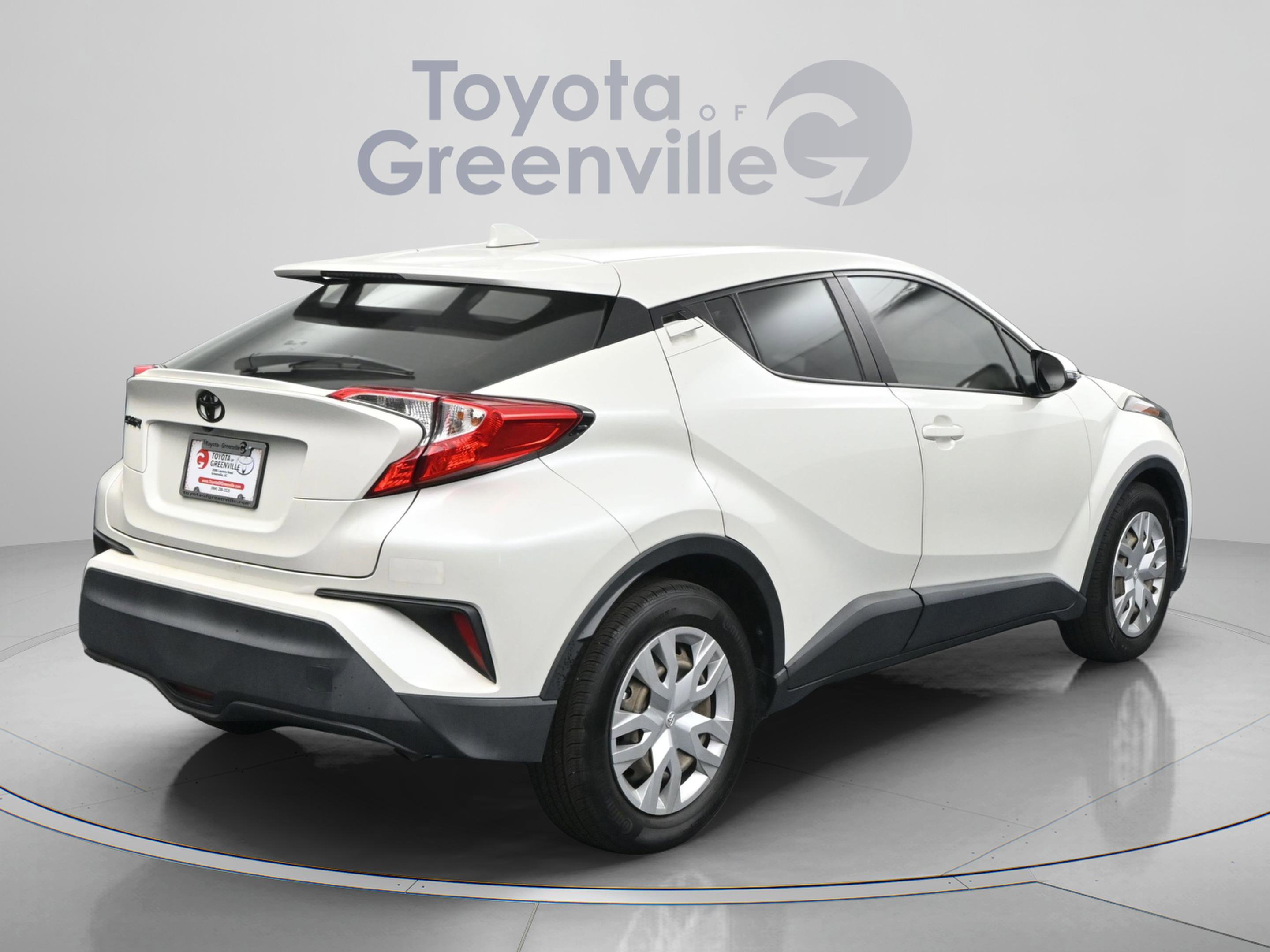 Used 2020 Toyota C-HR LE FWD image 15
