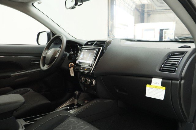 New 2027 Mitsubishi Outlander Sport ES AWD/4WD image 16