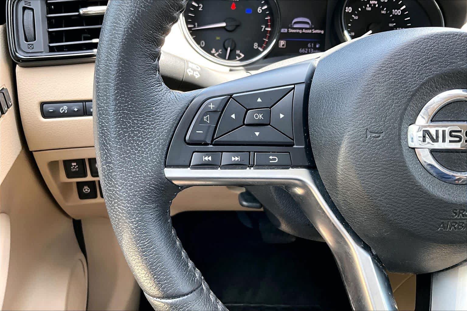 Used 2020 Nissan Rogue SL w/ Premium Package FWD image 22