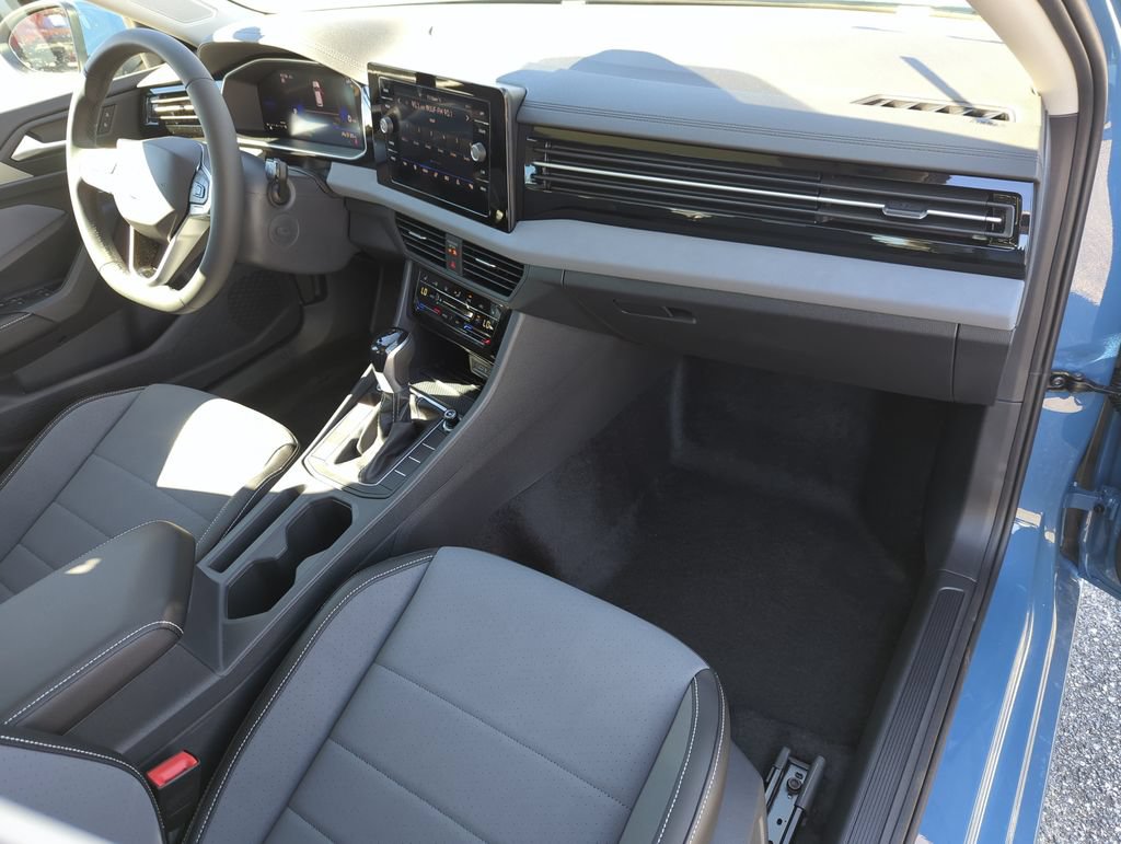 New 2026 Volkswagen Jetta SE FWD image 18