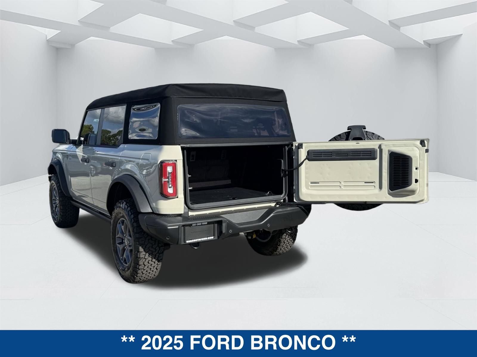 New 2025 Ford Bronco Badlands AWD/4WD image 14