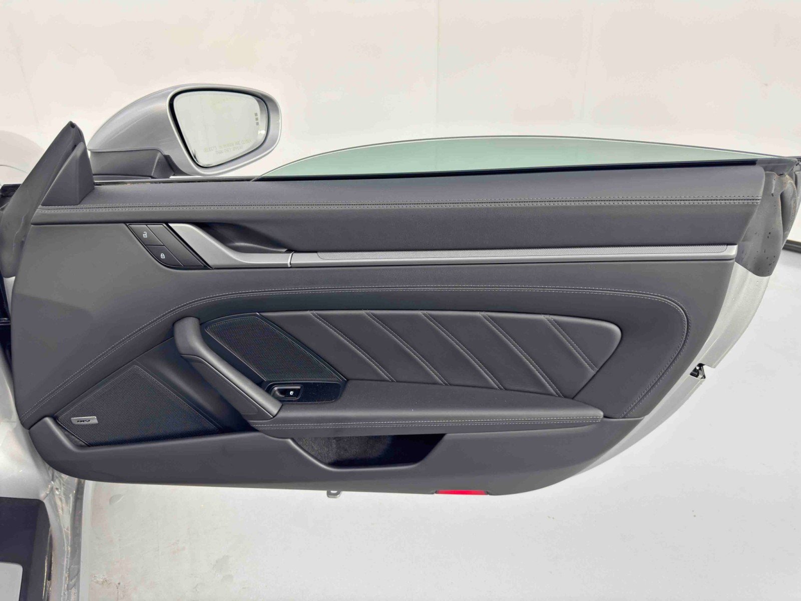 Used 2024 Porsche 911 Targa 4 w/ Premium Package image 41