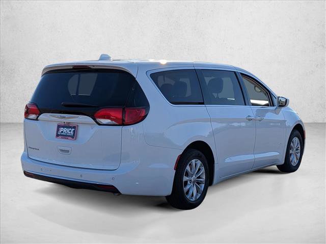 Used 2018 Chrysler Pacifica Touring Plus FWD image 5