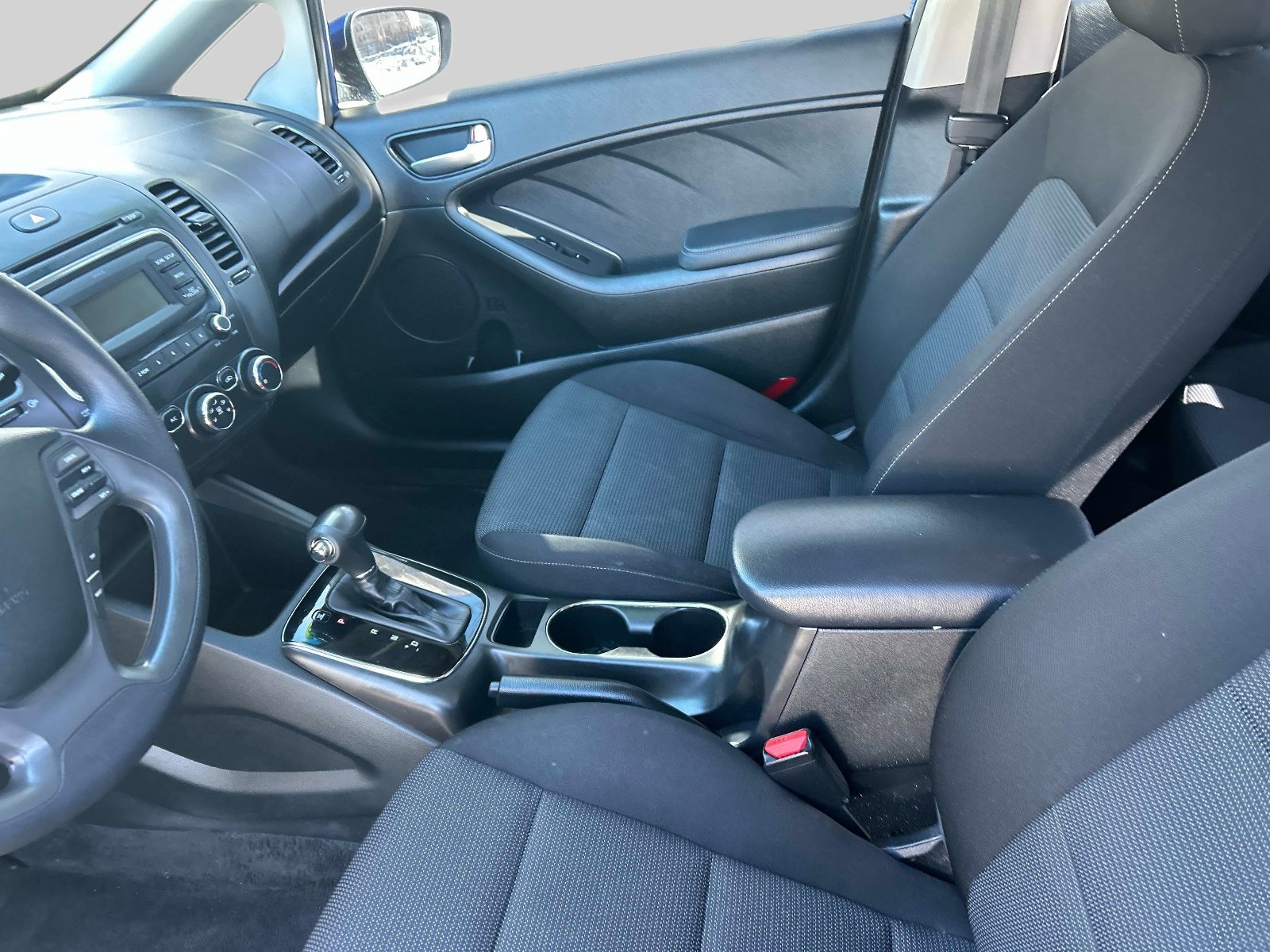 Used 2018 Kia Forte LX image 18