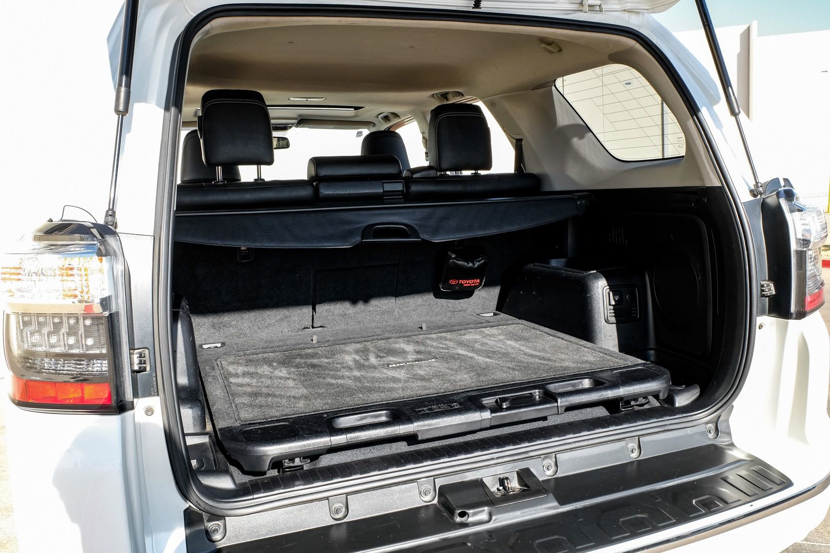 Used 2014 Toyota 4Runner Limited image 48
