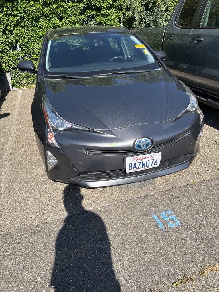 Used 2017 Toyota Prius Three Touring w/ Carpet Mat Package FWD image 3