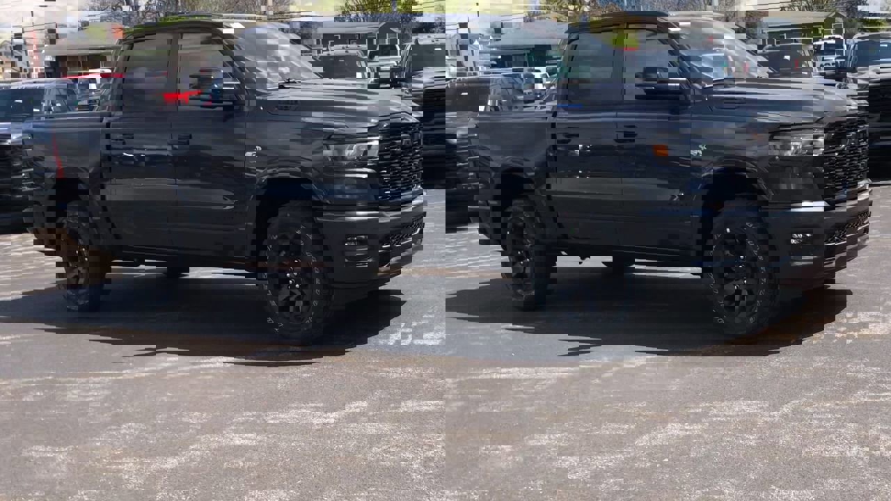 New 2026 RAM 1500 4x4 Crew Cab image 2