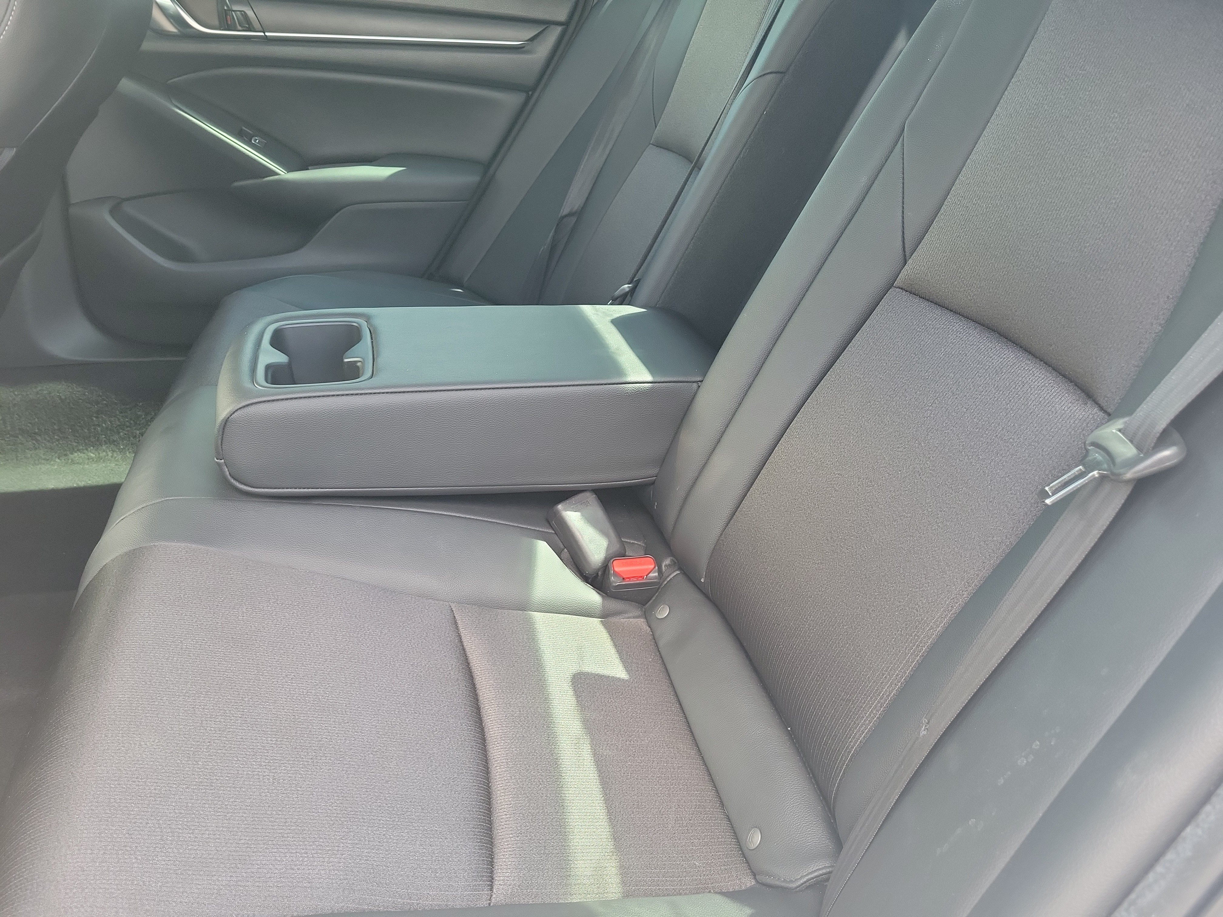 Used 2019 Honda Accord Sport image 13