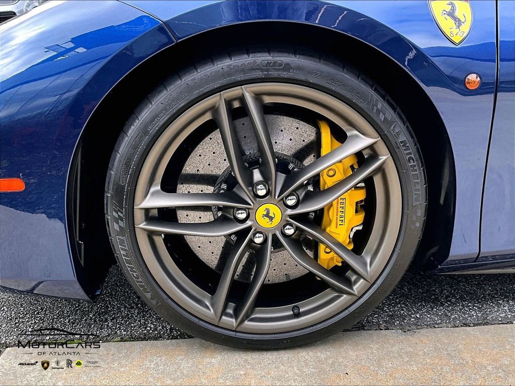 Used 2018 Ferrari 488 GTB image 9