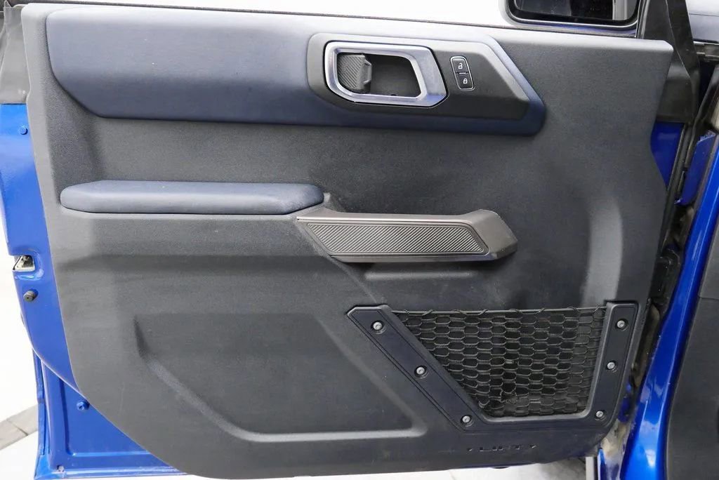 Used 2021 Ford Bronco First Edition AWD/4WD image 14