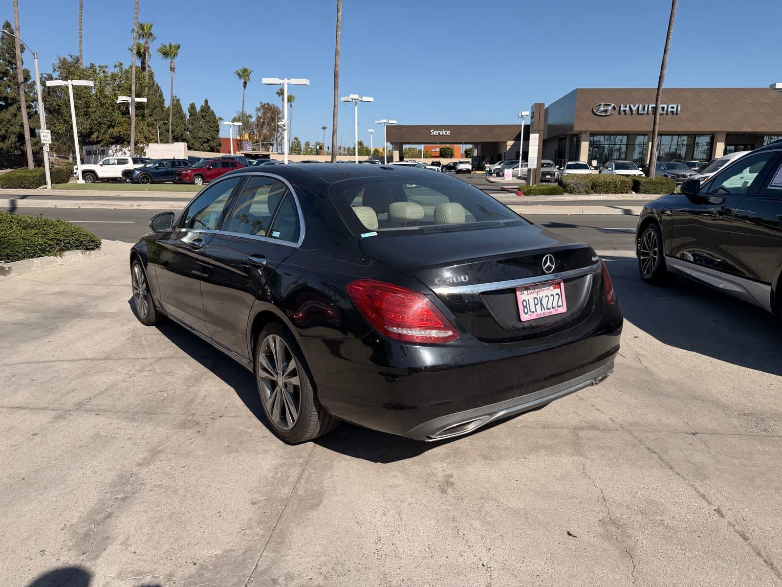 Used 2015 Mercedes-Benz C 300 4MATIC Sedan image 3