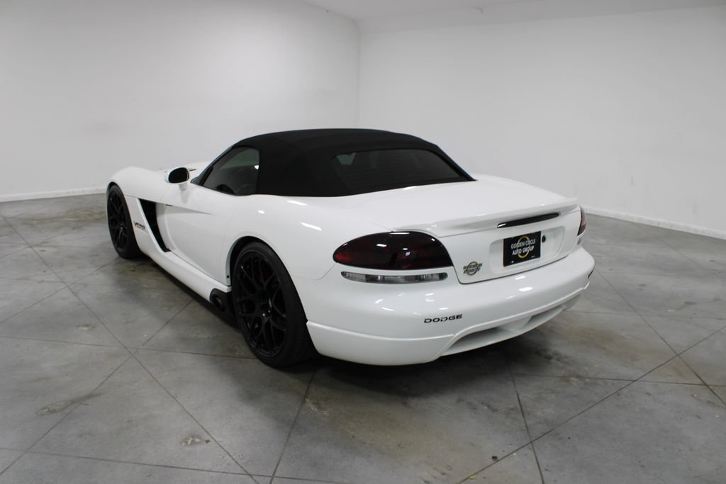 Used 2004 Dodge Viper SRT-10 RWD image 7