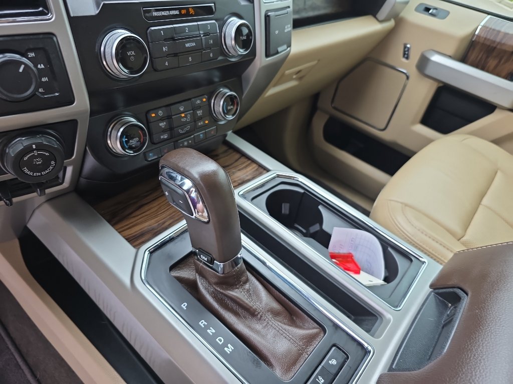 Used 2019 Ford F150 Lariat w/ Equipment Group 502A Luxury image 11