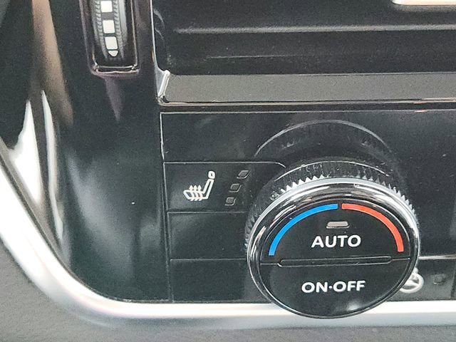 Used 2023 Nissan Rogue SL w/ SL Premium Package image 36