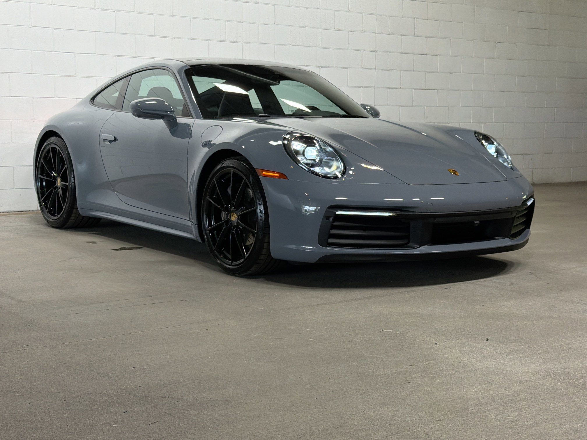 Certified 2024 Porsche 911 Carrera w/ Premium Package RWD image 6