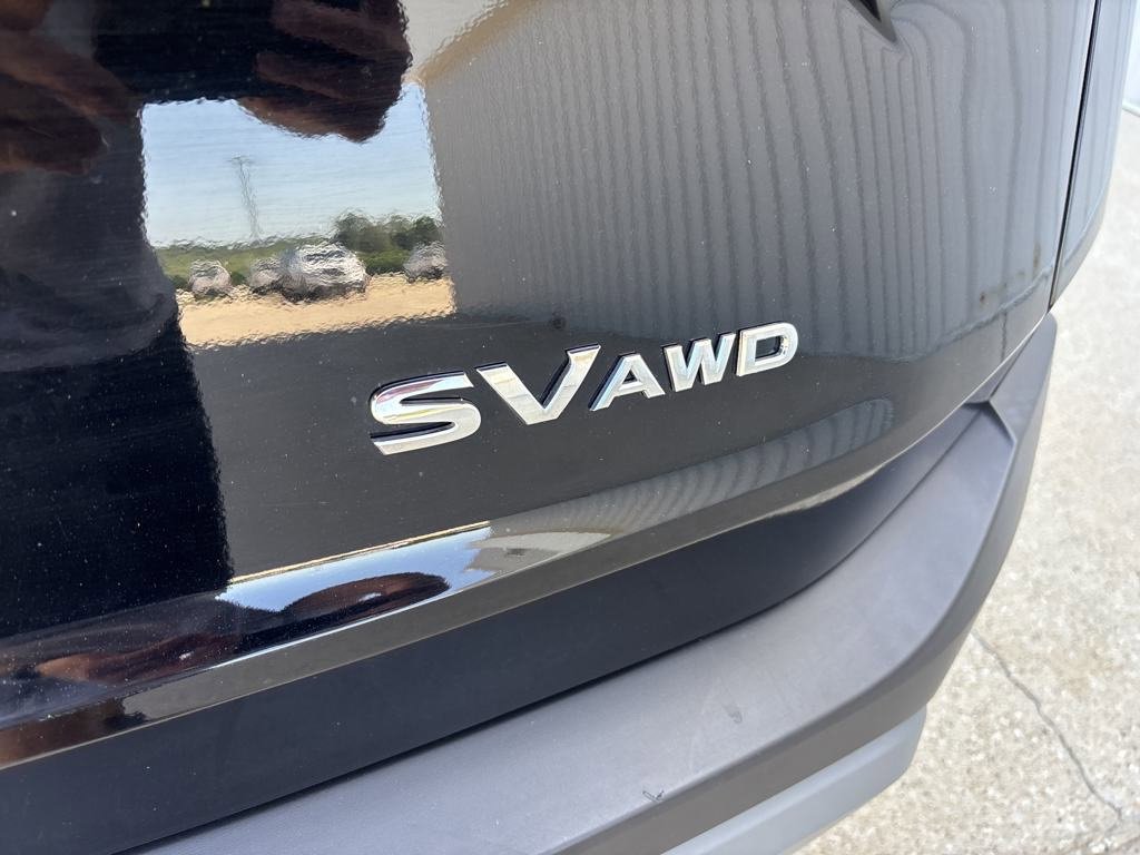 Used 2021 Nissan Rogue SV image 8