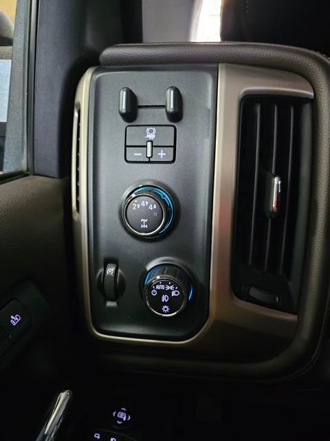 Used 2017 GMC Sierra 2500 Denali w/ Duramax Plus Package image 29