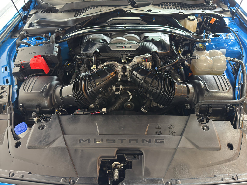 Used 2025 Ford Mustang GT Premium RWD image 32