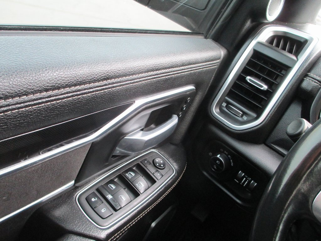 Used 2022 RAM 3500 Laramie image 27