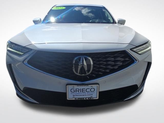 Used 2025 Acura MDX w/ Technology Package image 2