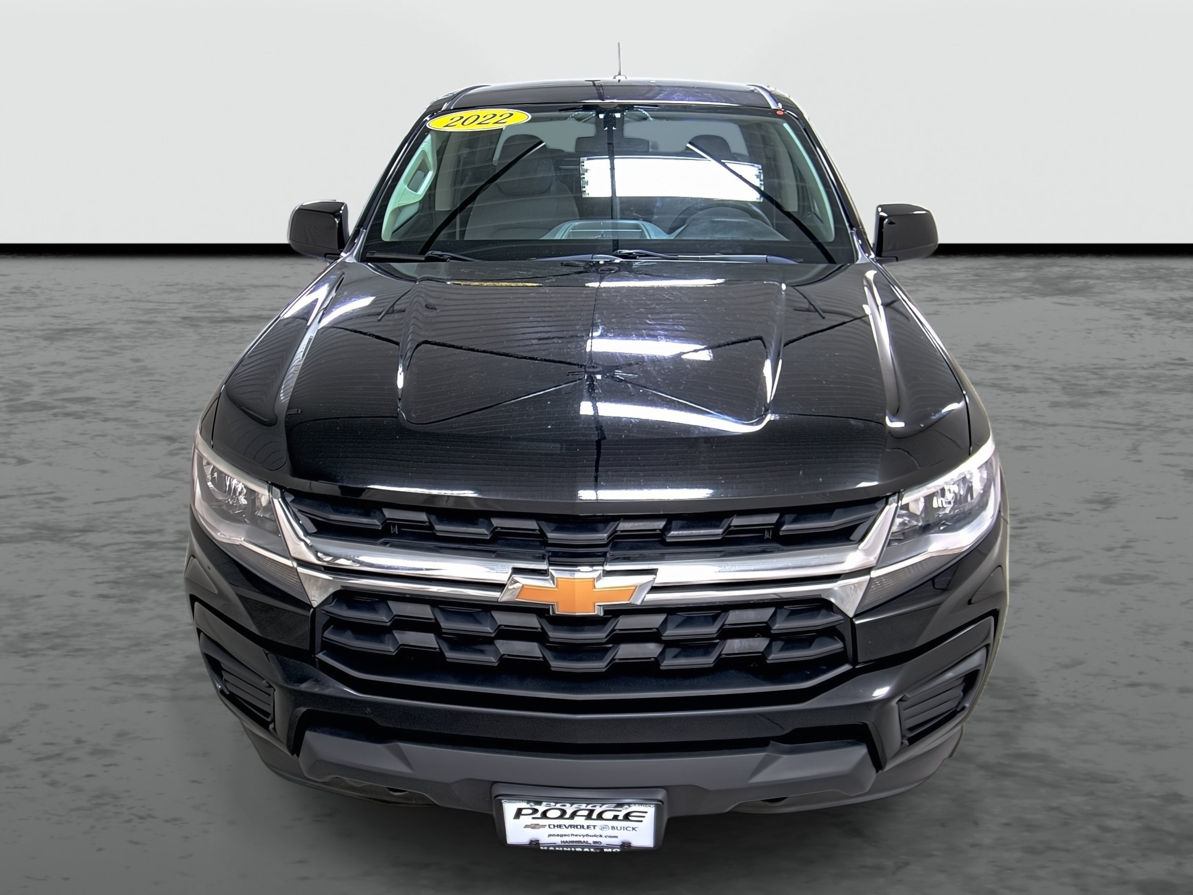 Used 2022 Chevrolet Colorado W/T AWD/4WD image 6