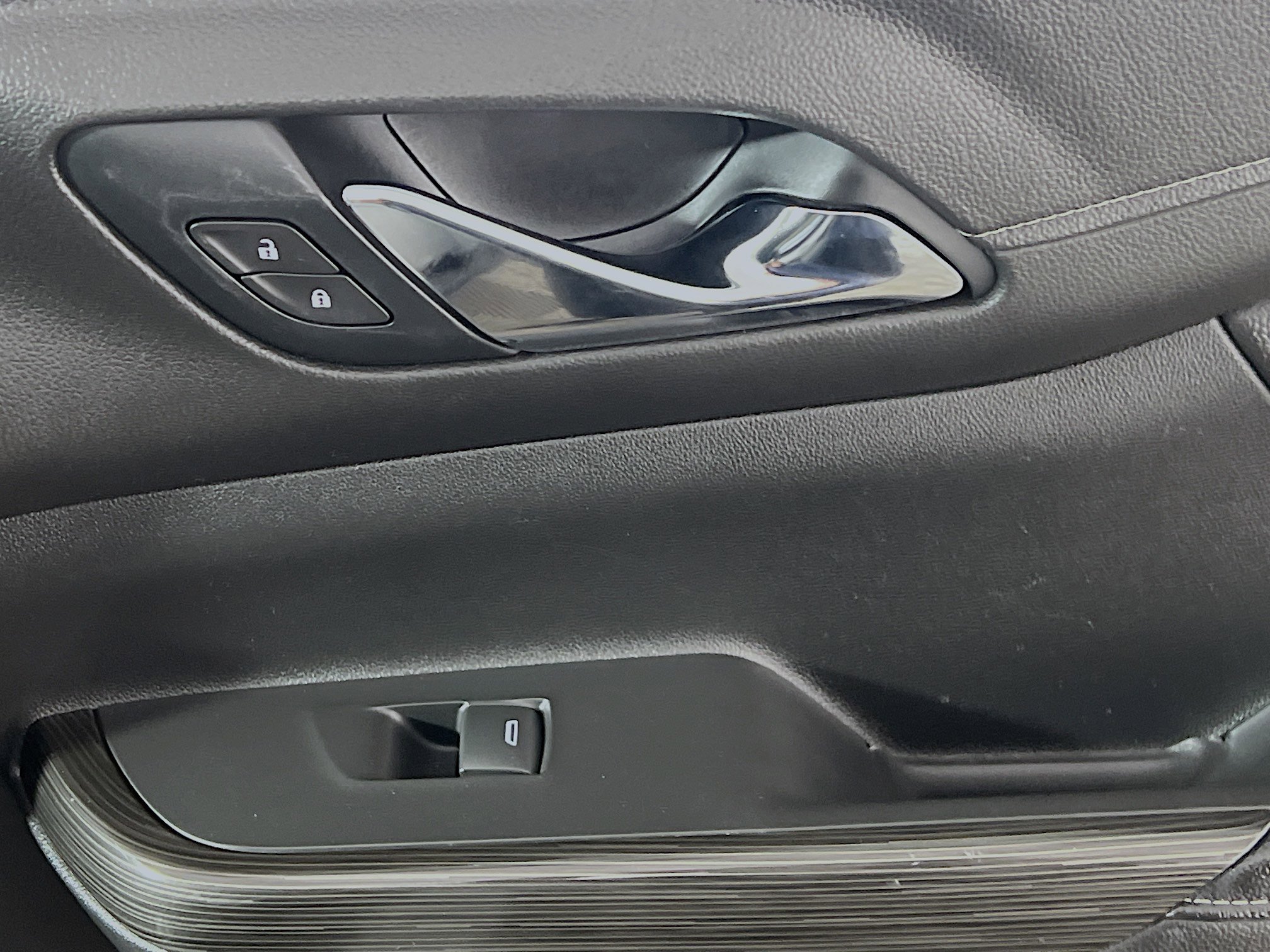 Used 2019 GMC Acadia SLT image 32